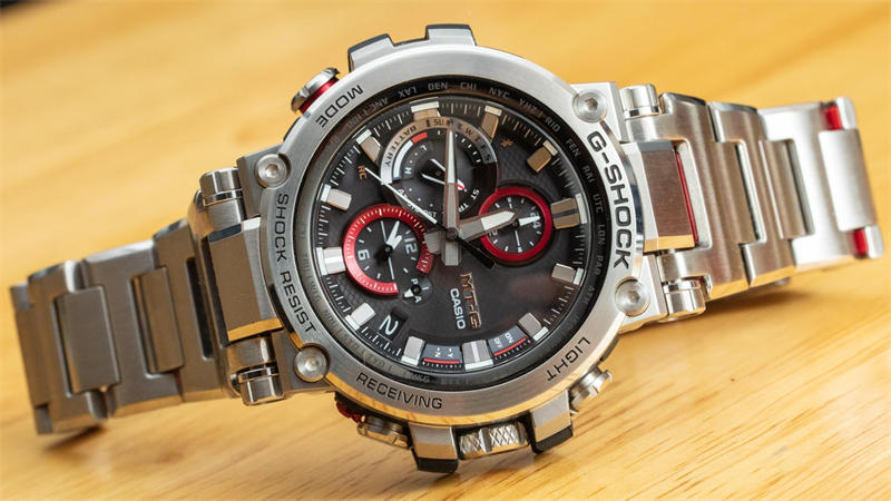  突破传统，尽显成熟魅力：G-Shock MTGB1000D-1A手表评测