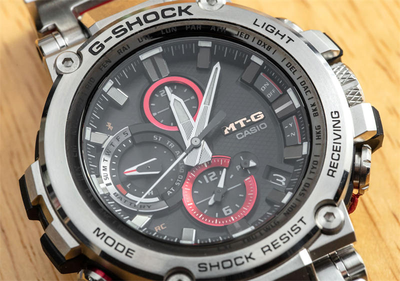  突破传统，尽显成熟魅力：G-Shock MTGB1000D-1A手表评测