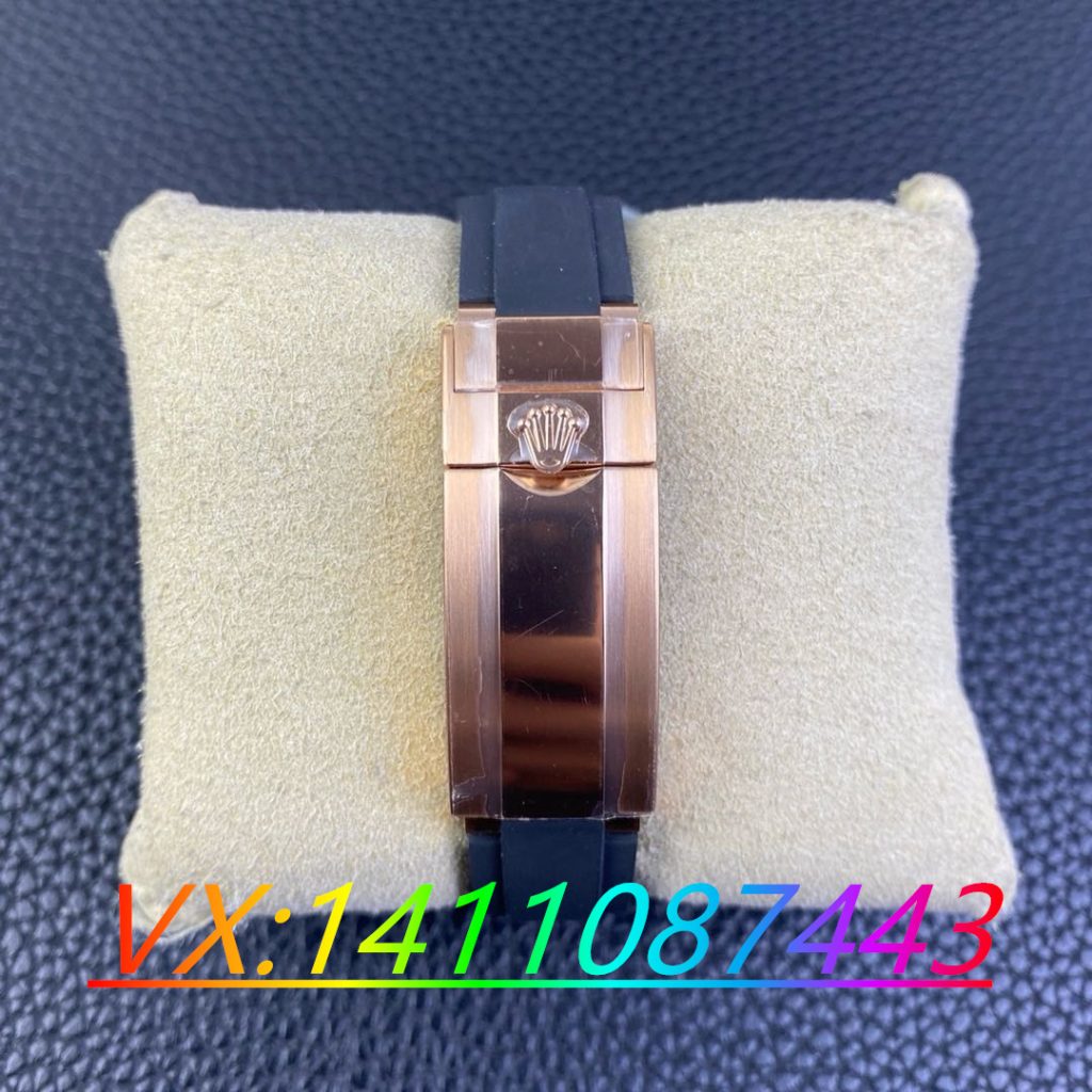 VS厂劳力士玫瑰金游艇的3235机芯和正品比起来会不会一眼假呀？
