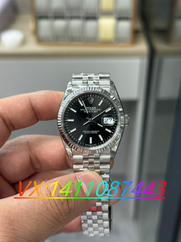 VS厂劳力士日志36黑盘搭配3235机芯做工细节评测