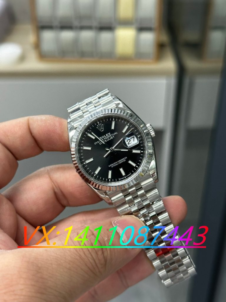 VS厂劳力士日志36黑盘搭配3235机芯做工细节评测