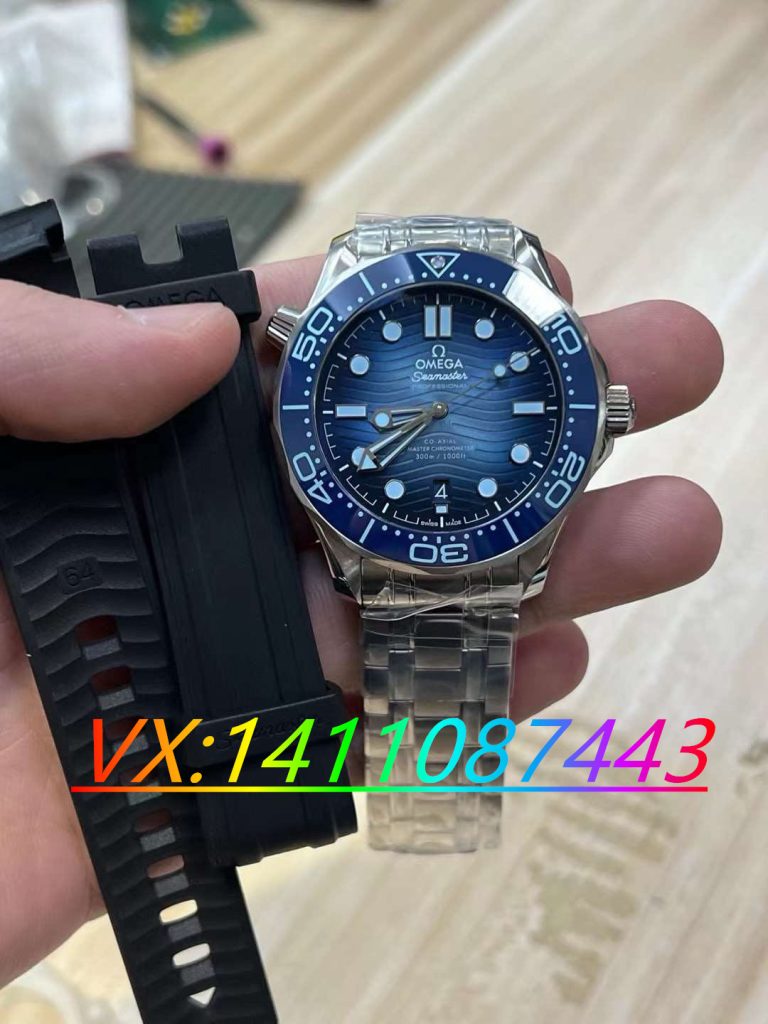 VS厂欧米茄海马300米潜水表Summer Blue款，值得入手吗？