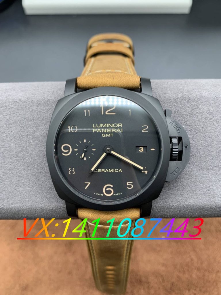 VS 沛纳海v1和v2的区别在哪里？