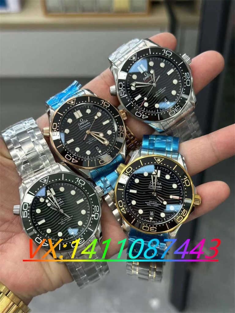 欧米茄海马300米8800机芯详细实拍赏析