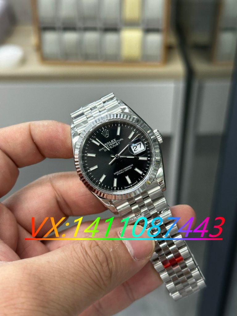VS厂日志怎么样—VS厂劳力士日志36黑盘搭配3235机芯做工细节评测