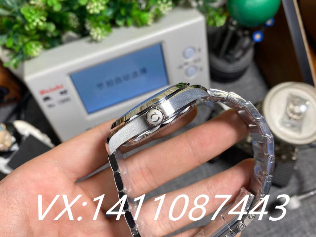 VS欧米茄海马150搭载8900机芯还原度怎么样？