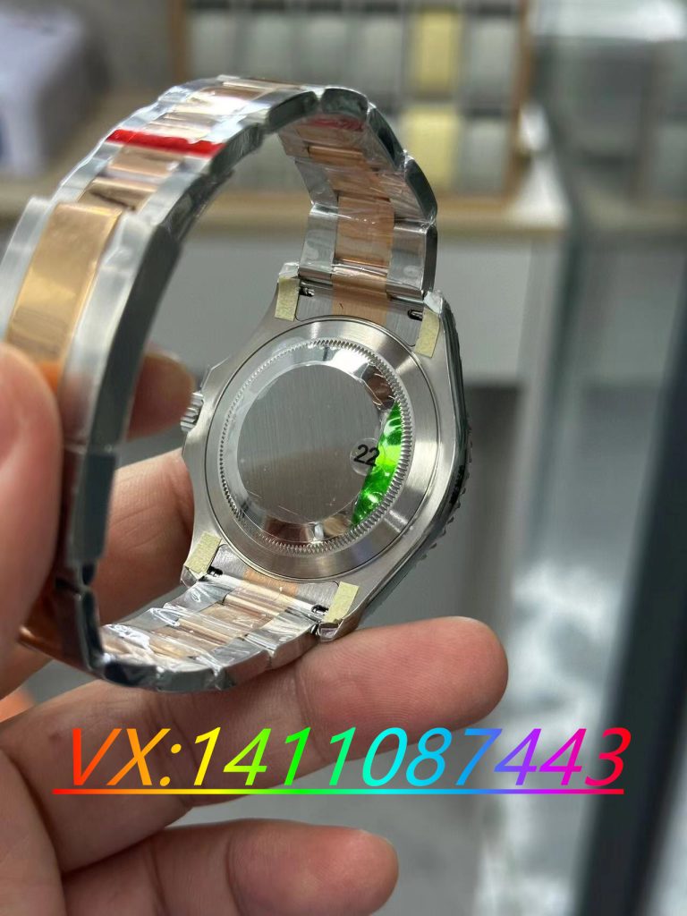 VS厂间金游艇如何区分?VS厂劳力士间金游艇3235机芯做工细节怎么样
