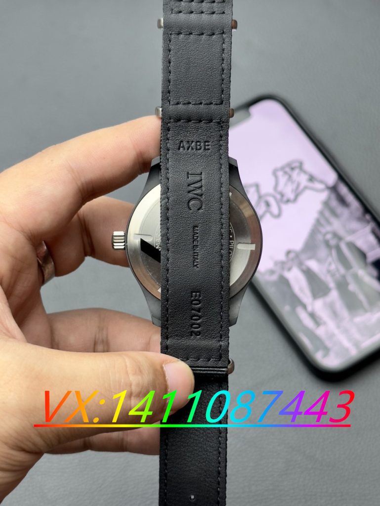 V7厂万国飞行员TOPGUN全陶瓷做工如何？