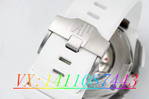 APS厂爱彼26400蓝白色调搭配腕表做工怎么样