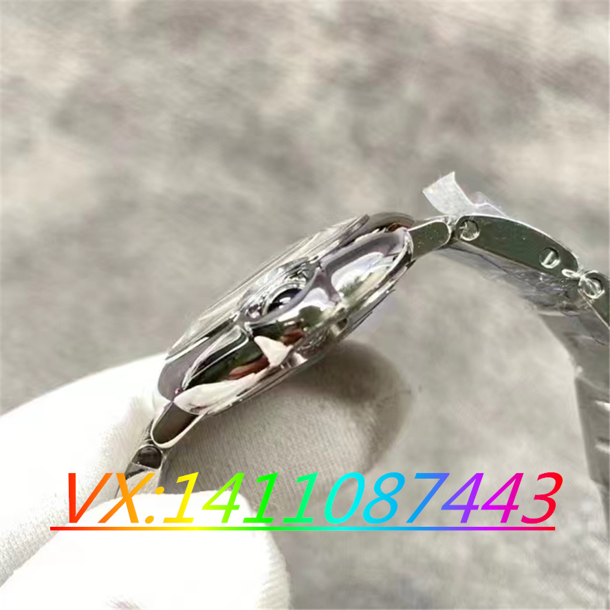 v6厂卡地亚蓝气球28mm女款石英复刻表评测！