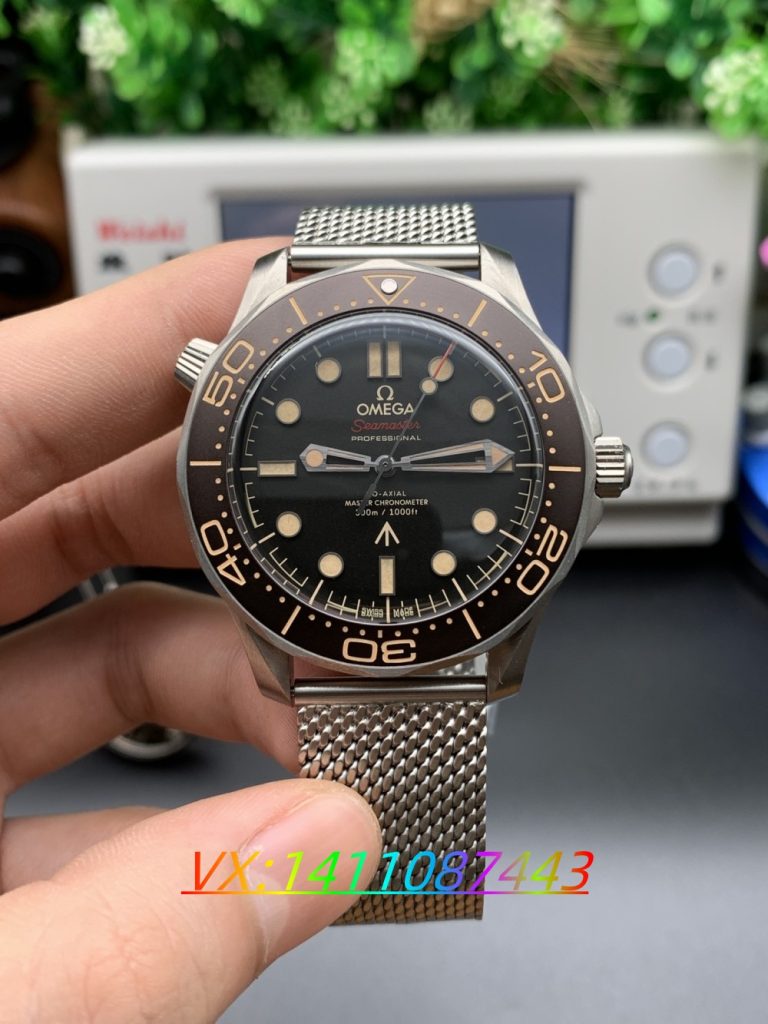 VS厂欧米茄无暇赴死8806机芯:细节与稳定的极致融合​