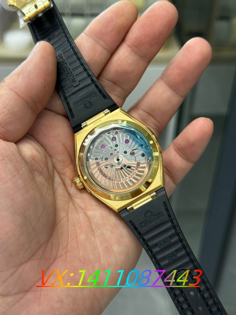 VS厂欧米茄五代星座全金黑款搭载8901机芯拆机详测