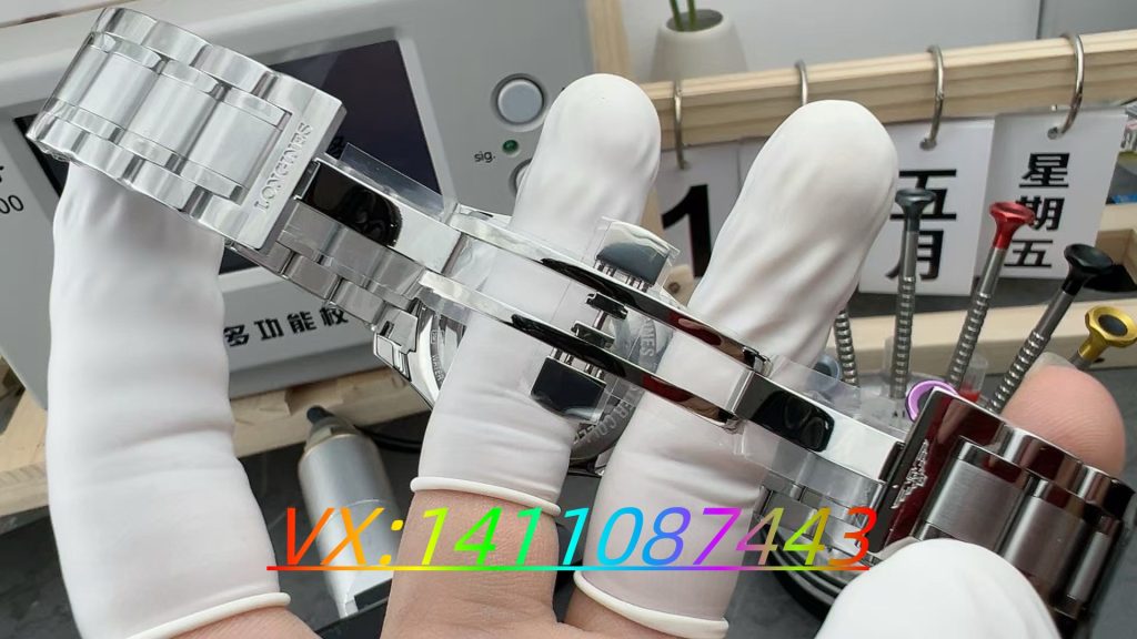 AF厂浪琴四针月相评测:做工细节与入手价值分析