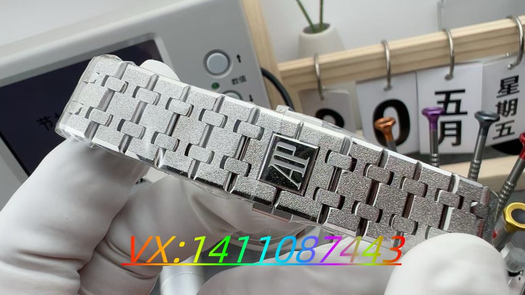 APS霜金15450评测:奢华与工艺的极致融合​