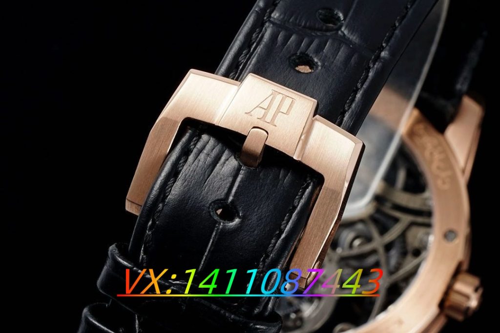 APP工厂爱彼Code11.59系列Ref.26600陀飞轮镂空腕表评测:工艺与美学的交融
