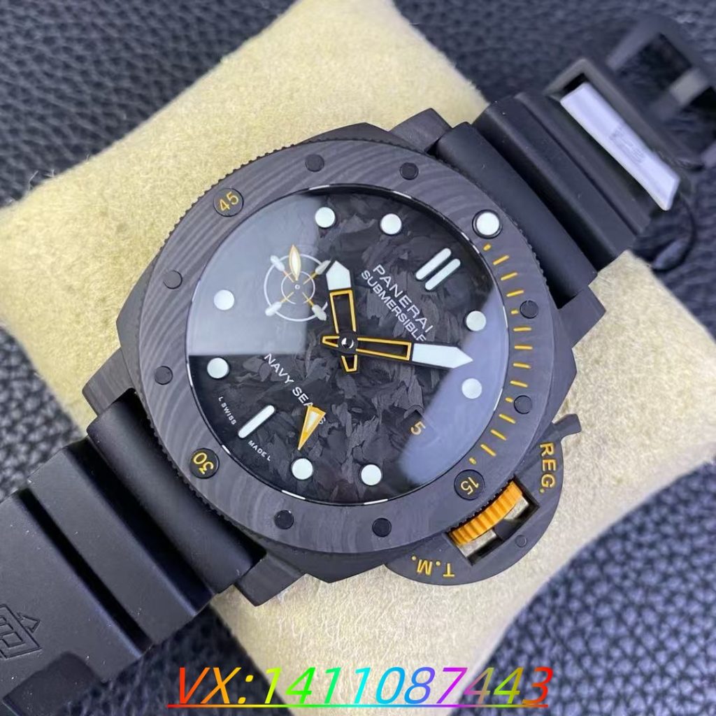 VS厂沛纳海Pam1324评测:碳纤维材质打造的独特魅力​
