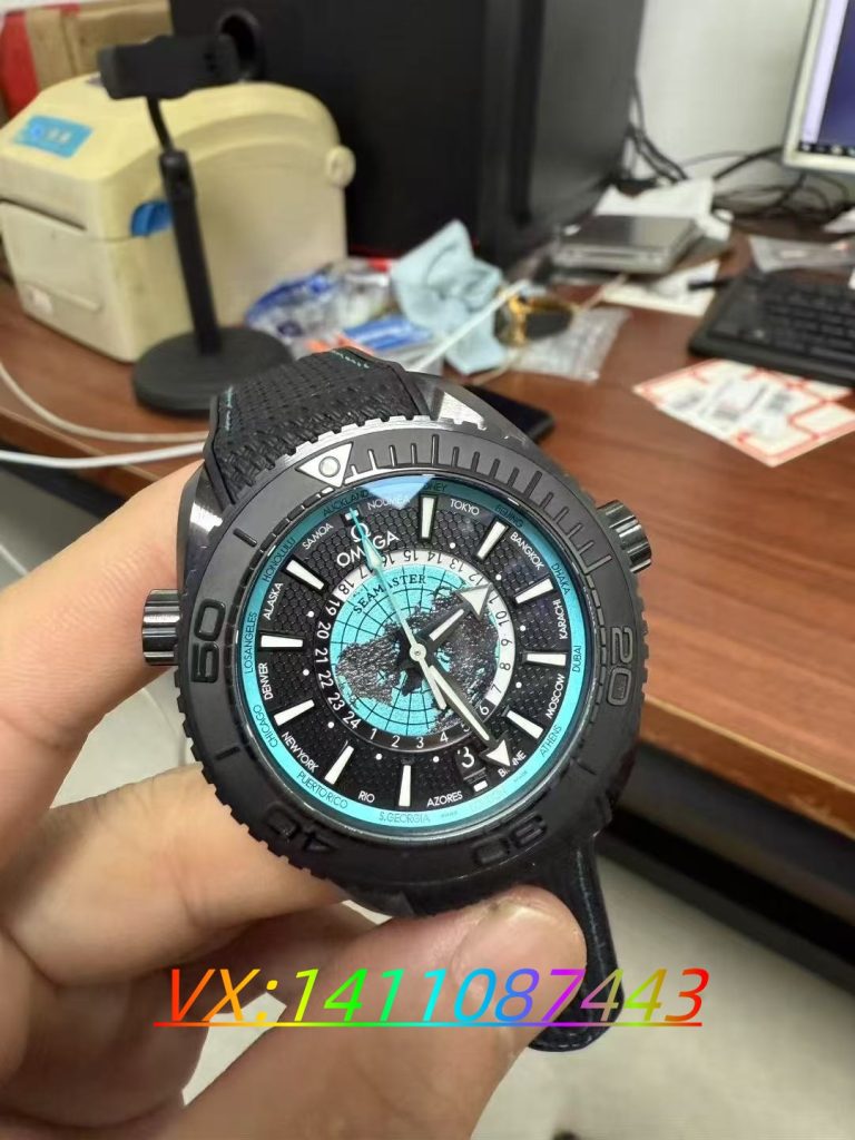 VS厂新品Seamaster系列腕表评测:20周年的炫酷巨作​