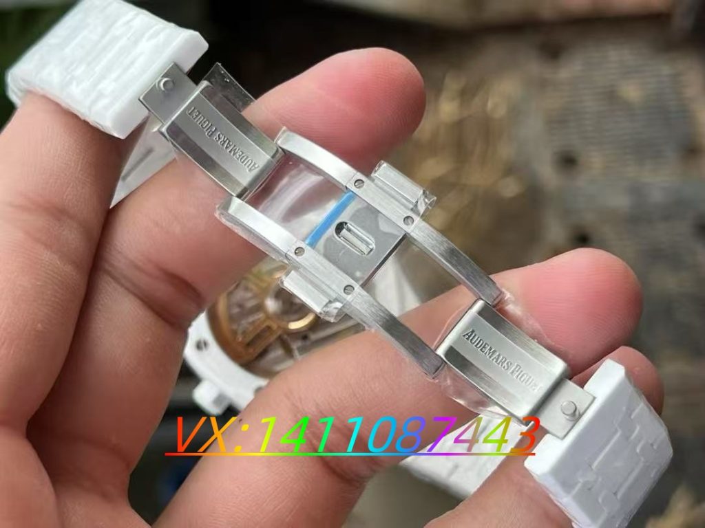 APS厂新品爱彼15500全陶瓷款式评测:工艺与创新的融合​