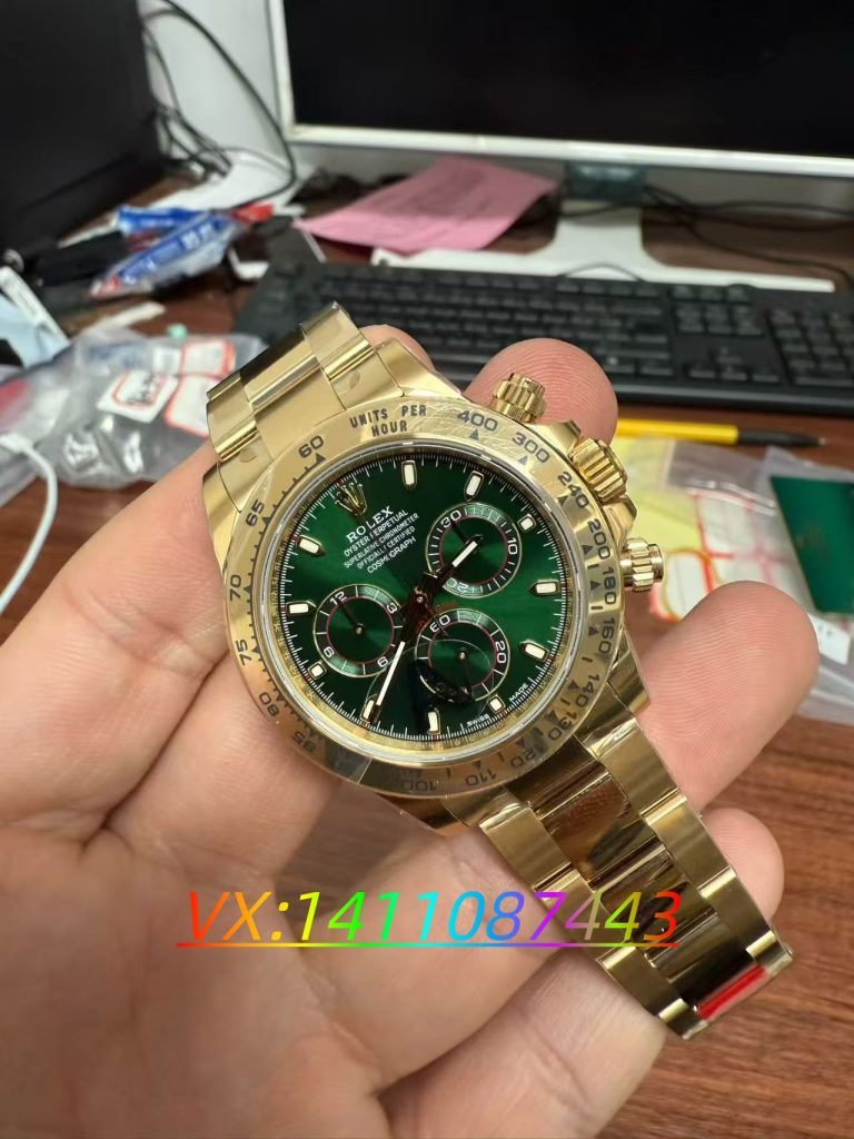 VS厂绿金迪升级V3版本深度评测,180克精准配重+4130机芯加持够能打？